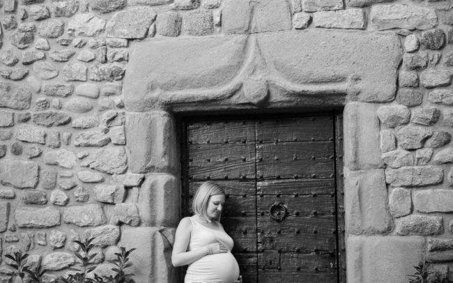 photographe genève maquillage maquilleuse coiffure make up beauty grossesse bebe enceinte exterieur