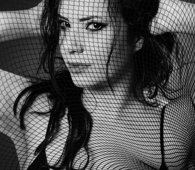 photographe maquilleuse maquillage beauté mode portrait séance photo shooting femme noir et blanc