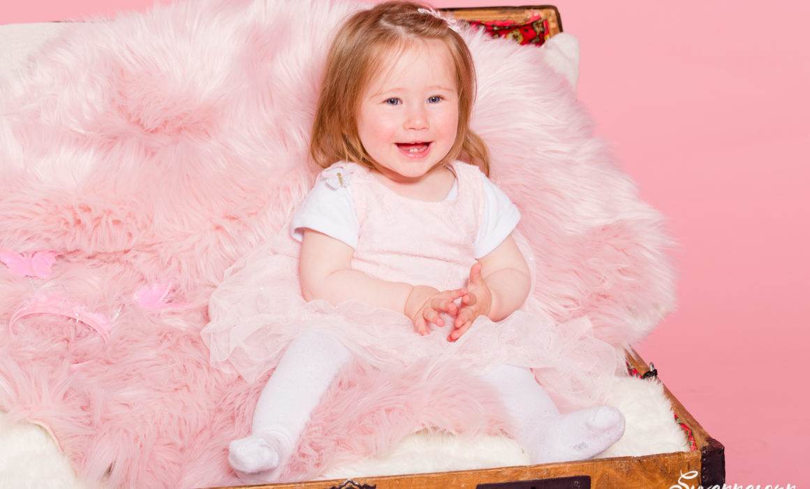photographe genève famille enfant fille garçon séance photo shooting bébé baby book